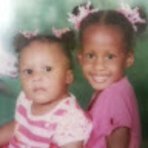 Meet your Posher, Evette